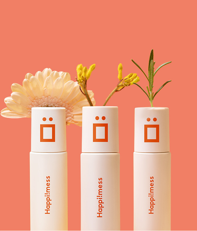 Chanel推出红色山茶花系列;Dior迪奥香氛世家典藏系列;兰蔻「黑桃红心」丝绒限定唇膏礼盒全新上市... | 新品速递