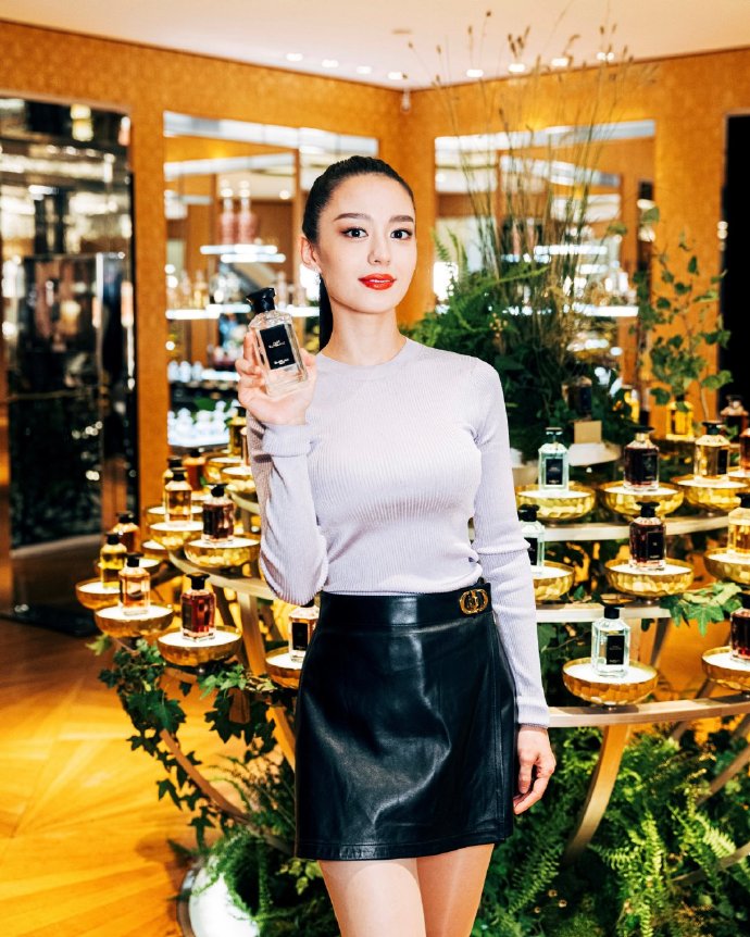 Kenzo美妆香水天猫旗舰店闭店;资生堂新设7个新部门调整组织架构;上美集团通过港交所聆讯... | 美妆风向标