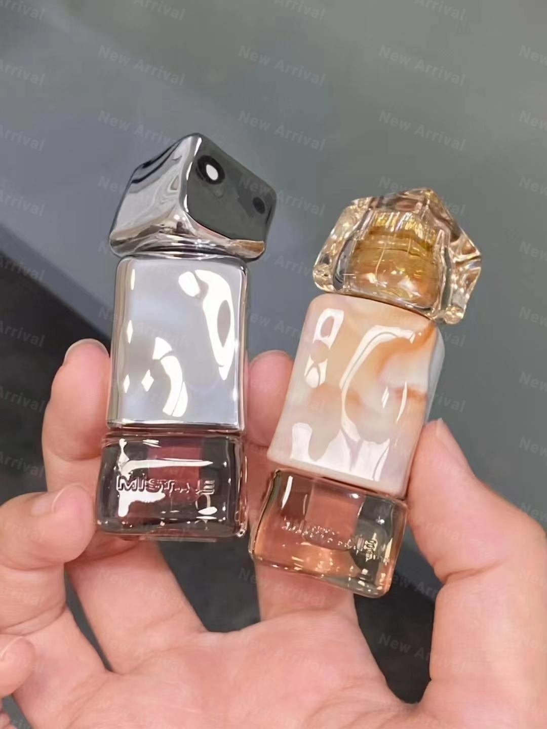 MAC聚光瓶粉底液;万花镜欲场系列;逐本冰清净肤系列... | 新品速递