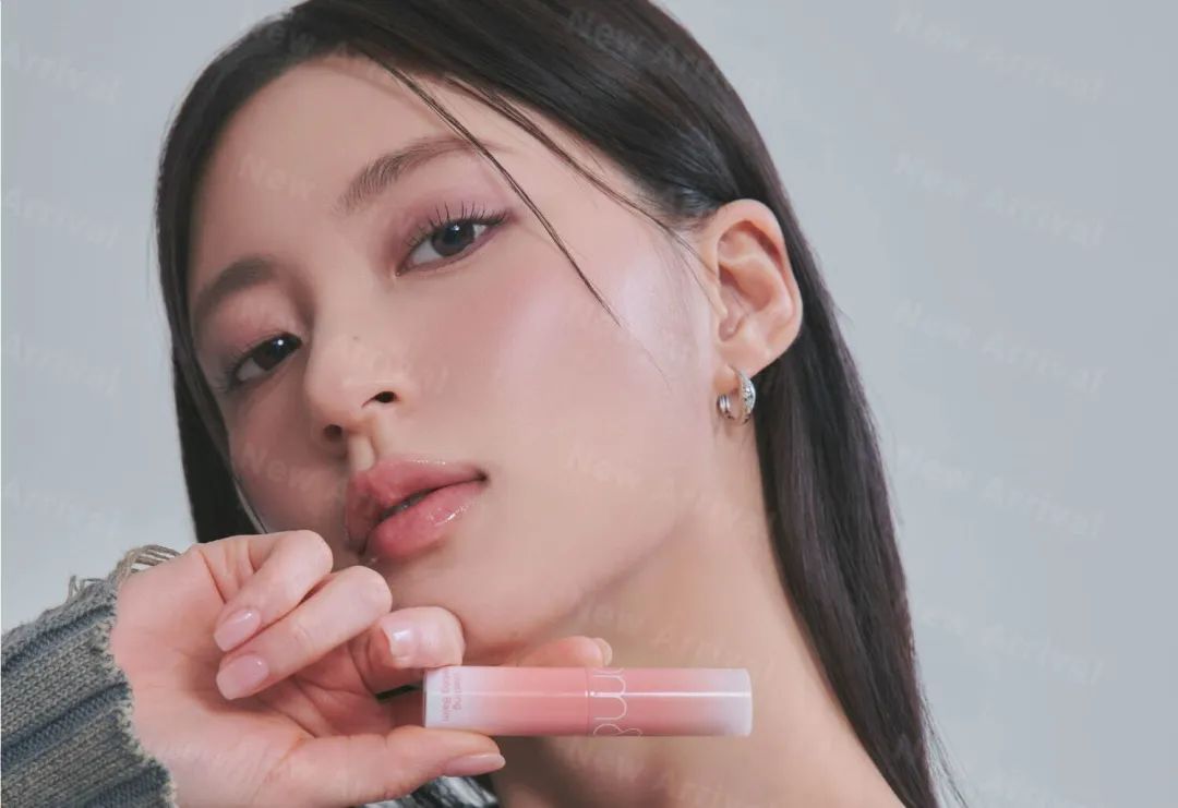 美妆圈一周新品(下):Colorkey珂拉琪奶酪唇泥;ukiss悠珂思碎冰冰唇油;宝玑米梦游花境香氛足浴球... | 新品速递