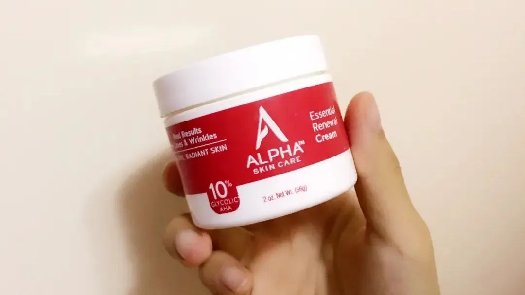 美妆圈一周热点:稚优泉控股彩妆品牌末燃退出市场;宝洁或将出售沙宣中国业务;欧盟正式禁止装饰性闪光粉... | 美妆风向标