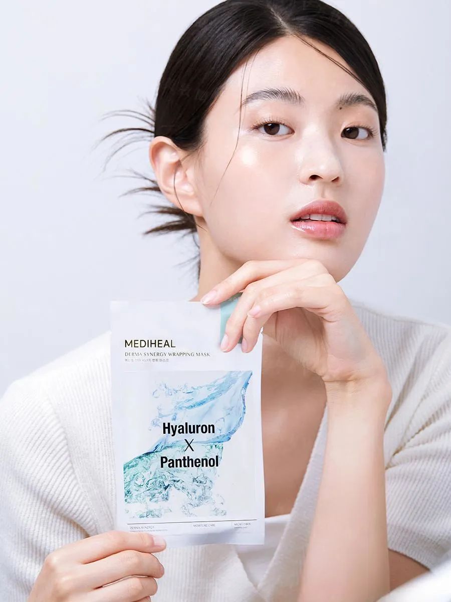 美妆圈一周新品(下):雅诗兰黛小棕瓶卸妆膏与洁面啫喱;春日来信传明酸精华升级版;moody×RIO联名系列... | 新品速递