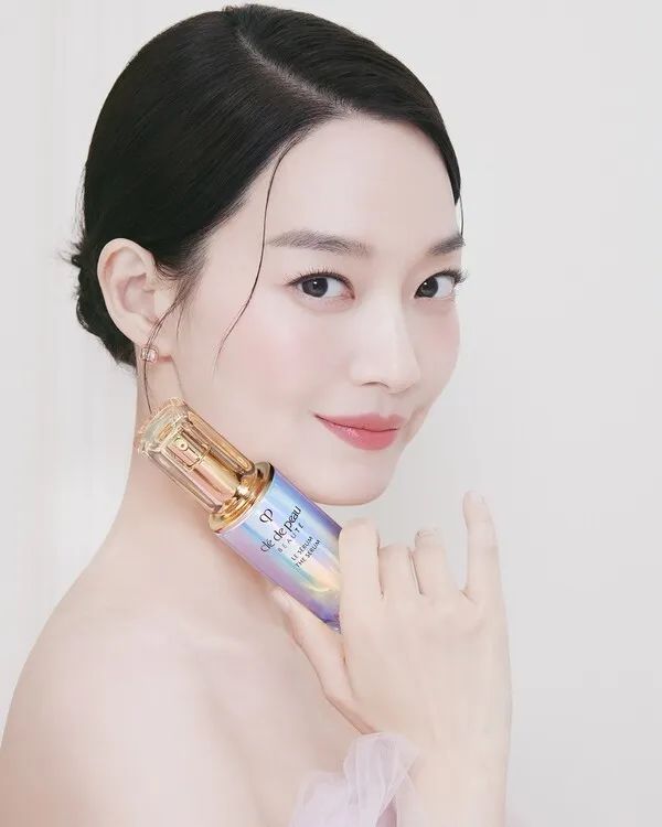 美妆圈周热点:小红书「rise100电商年度榜单」发布、美国中医保健品牌WTHN获融资、娇兰量子面霜引争议...| 美妆风向标