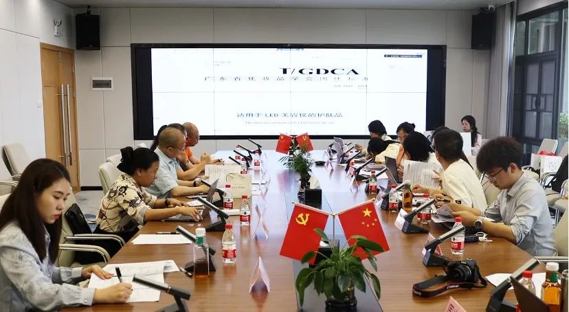 一周热点:京东开始使用短剧带货;淘宝抖音打通链路合作促进618转化;强生退出化妆品行业... | 美妆风向标