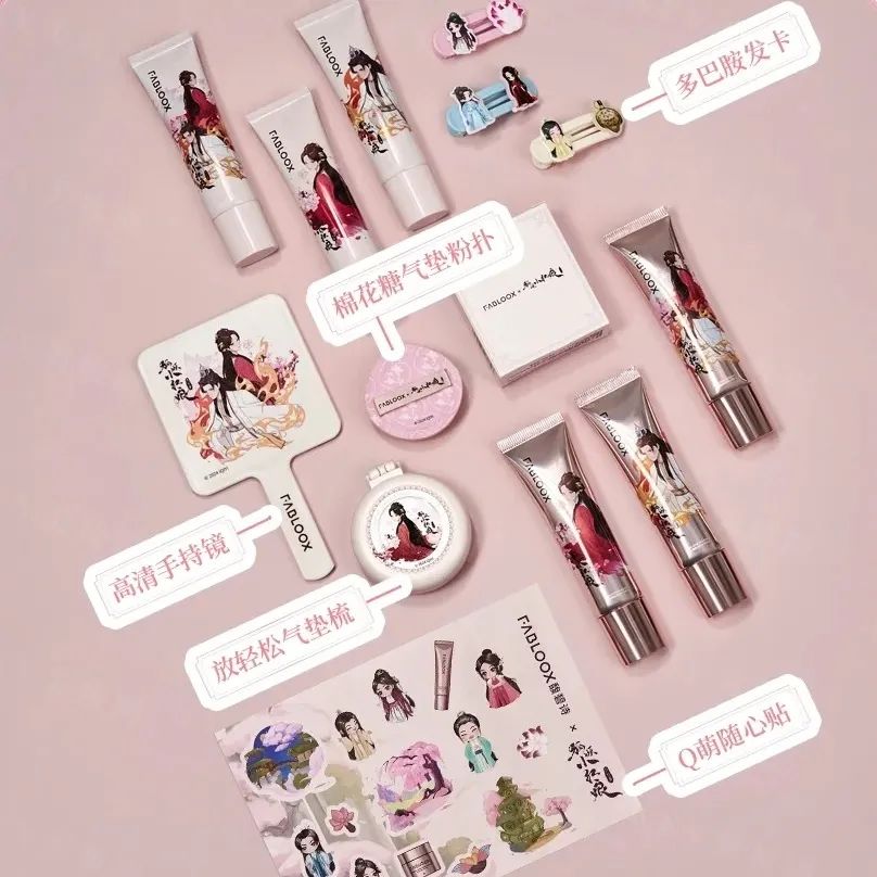 美妆圈一周新品(下):Girlcult双效粉饼;花知晓仲夏夜系列;优酸乳90周年唐老鸭限定版彩妆... | 新品速递