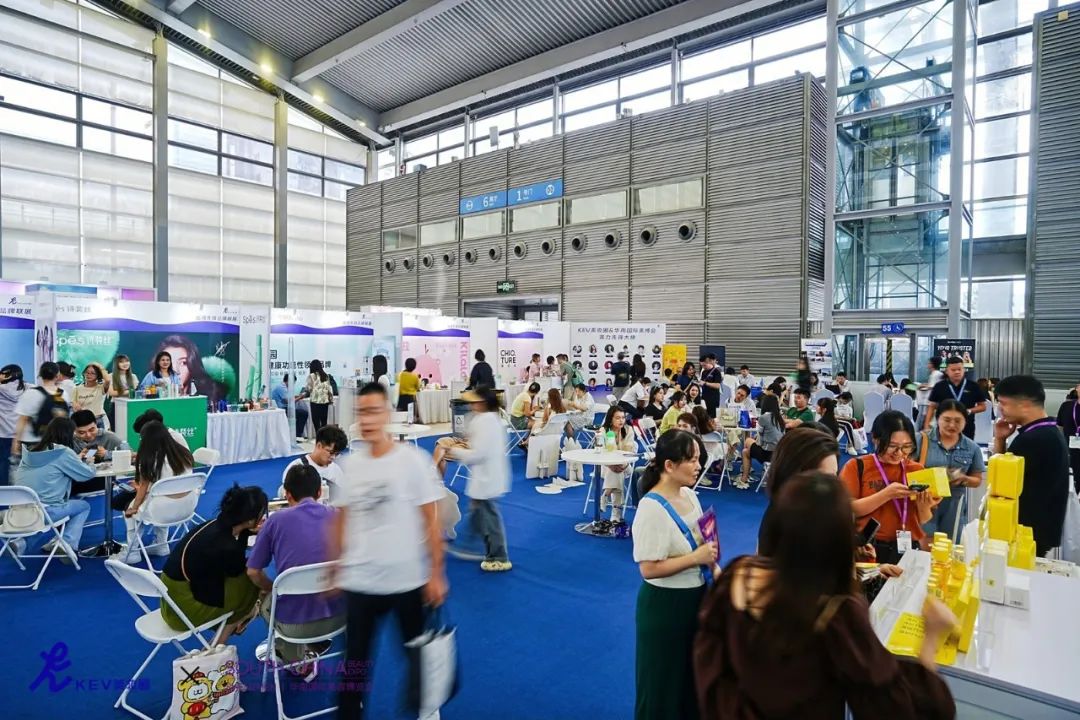 人气爆棚风雨无阻 | 美妆人的大湾区聚会来了~