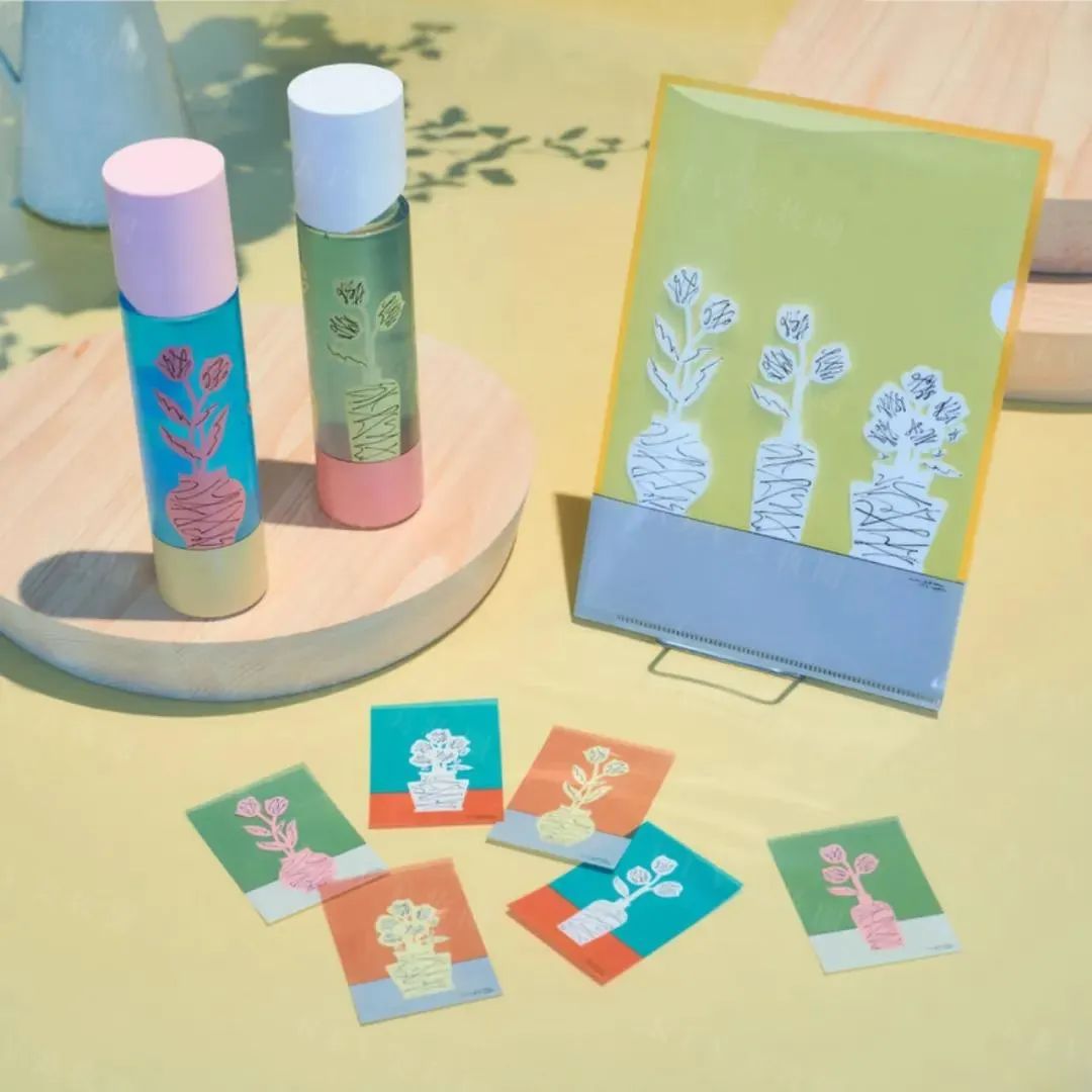 美妆圈一周新品(上):颐莲嘭嘭霜pro;雅诗兰黛夜间修愈膜霜;YOU&PURE羽素大灯泡水乳... | 新品速递