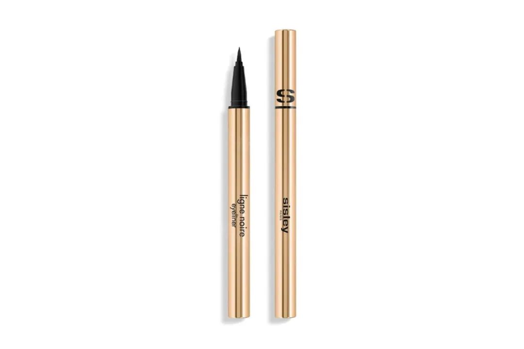 美妆圈一周新品(上):卡姿兰小混猫粉底液;FanBeauty红毯唇膏;clio彩虹糖系列固体唇蜜... | 新品速递
