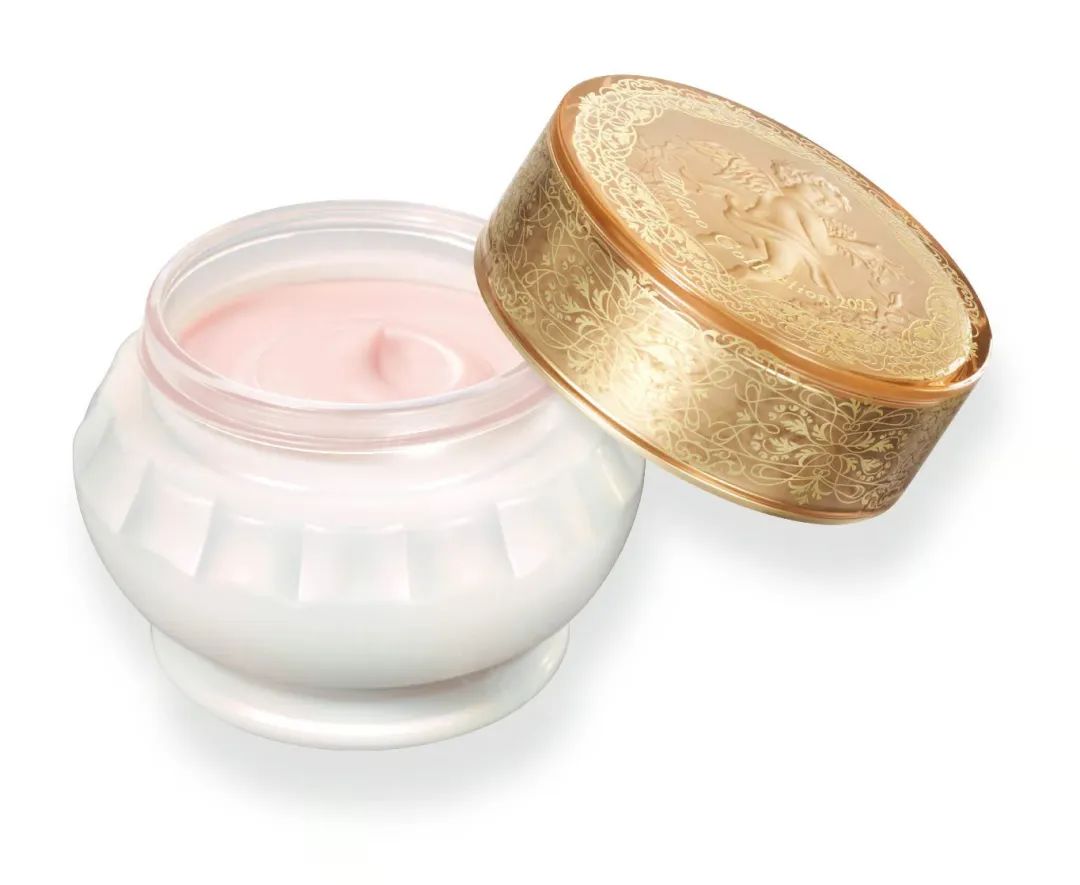 美妆圈一周新品(上):卡姿兰小混猫粉底液;FanBeauty红毯唇膏;clio彩虹糖系列固体唇蜜... | 新品速递