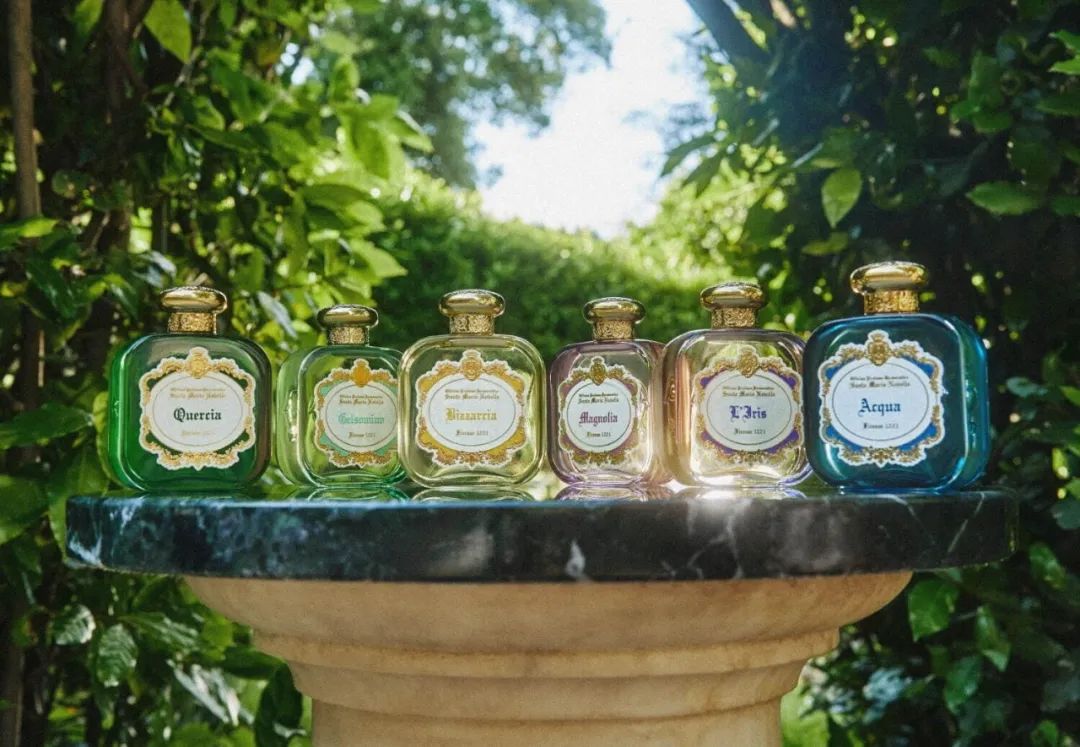 海外上新：隐形防晒霜；锁头唇釉；蛋壳霜状腮红；棉花糖香水… | 新品速递