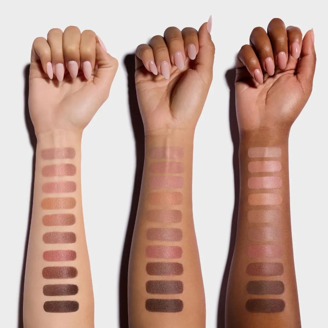 海外上新：隐形防晒霜；锁头唇釉；蛋壳霜状腮红；棉花糖香水… | 新品速递