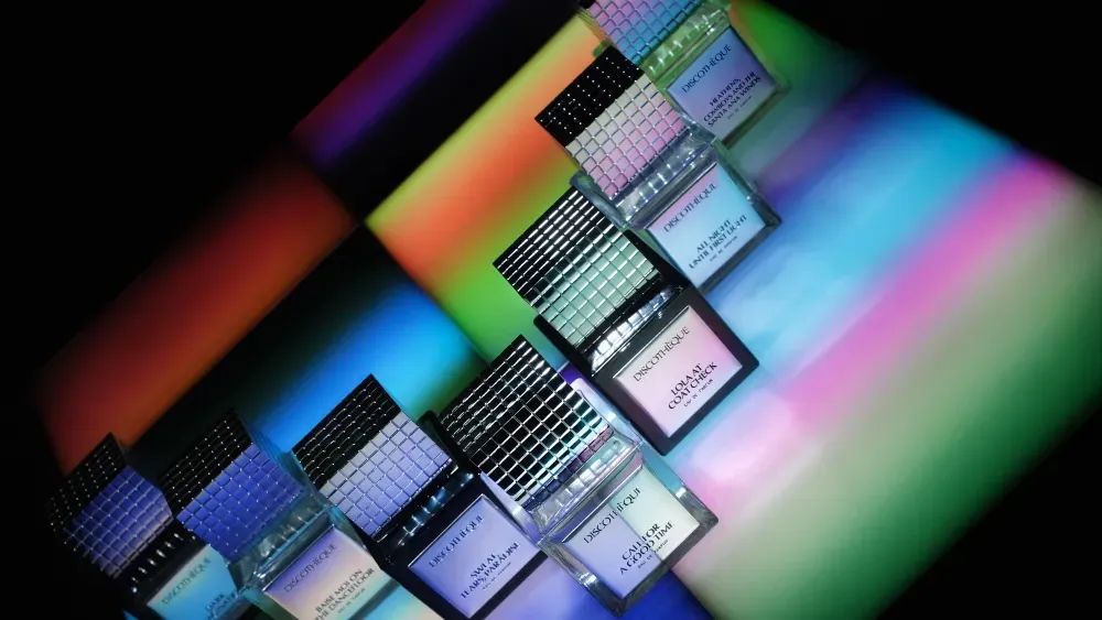 海外上新：胶原蛋白促进剂；“油包水”绿蚕丝面膜；唇手多功能保湿膏；夜之香水… | 新品速递