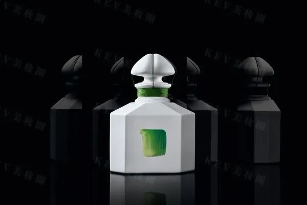 美妆圈一周新品(下):野兽代码金字塔面霜2.0;RNW如薇香氛护手霜;毕生之研MED唇膏... | 新品速递