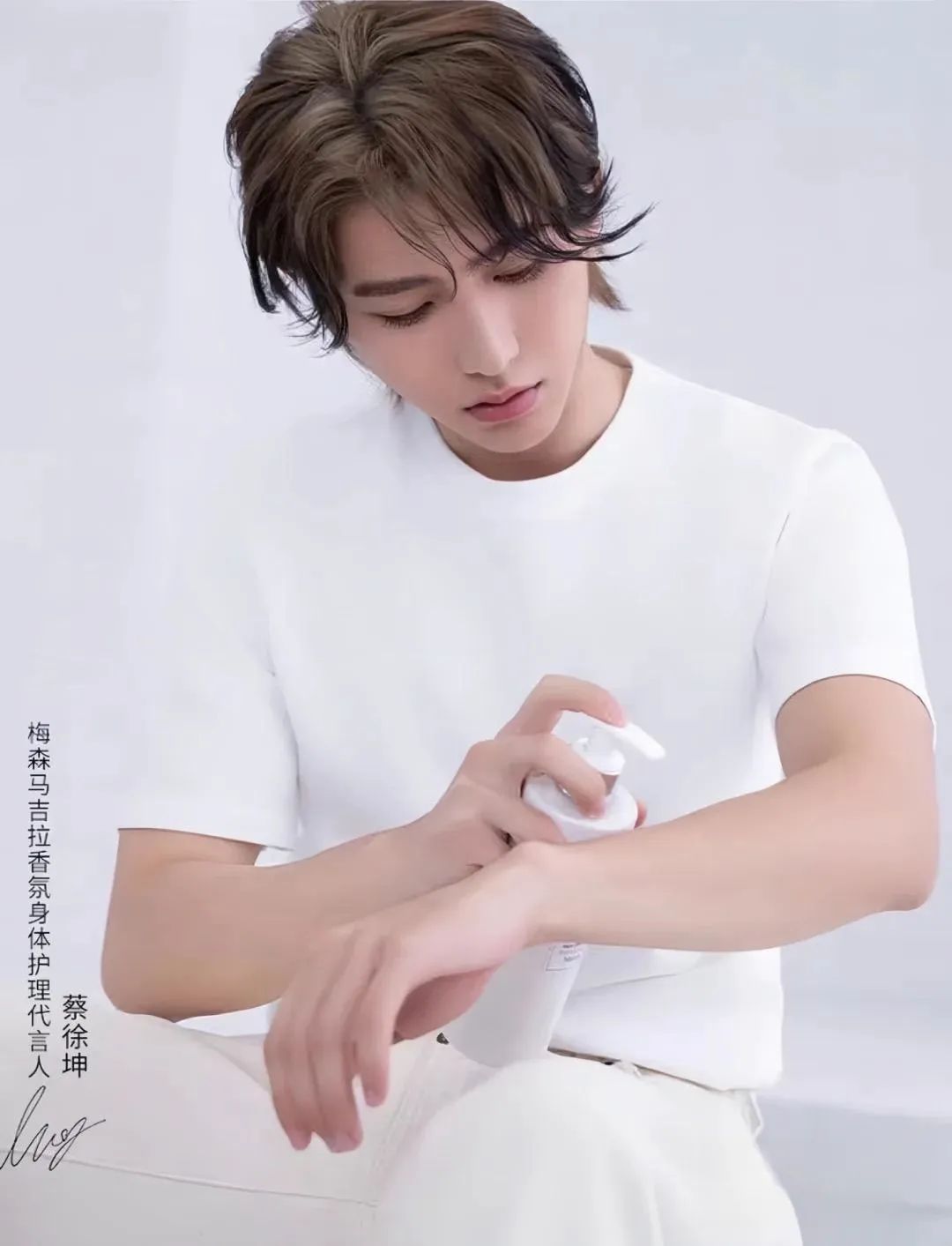 小红书推出「AIPS人群资产模型」; LVMH基金声明未投资blankme;芳珂旗下品牌Boscia宣布闭店.. | 美妆风向标