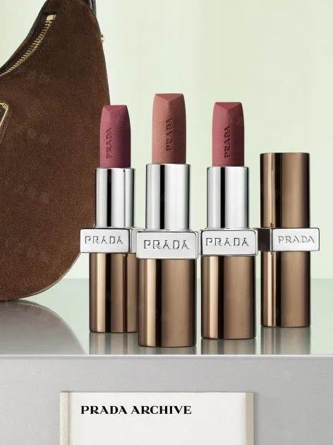 7、INTOYOU 1.jpg 美妆圈一周新品(下):花知晓草莓丘比特系列;PRADA「非正棕」限定系列唇膏;薇姿爆蓬红标洗发水... | 新品速递