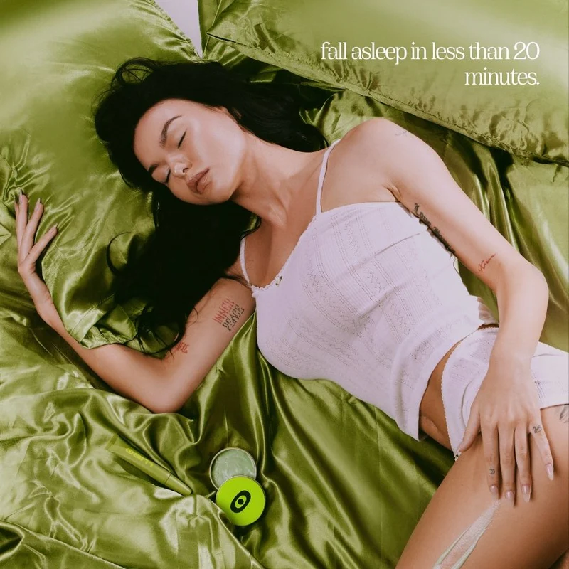 90年代富爸香水;助眠身体乳霜;淋巴排毒精化油;香氛防晒喷雾… | 海外上新
