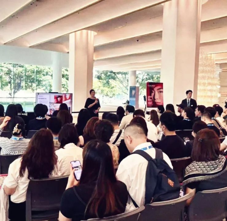 本土草本、多巴胺情绪、精准护理、宠物人文......探寻东盟展海外美妆新动向 | 行业洞察