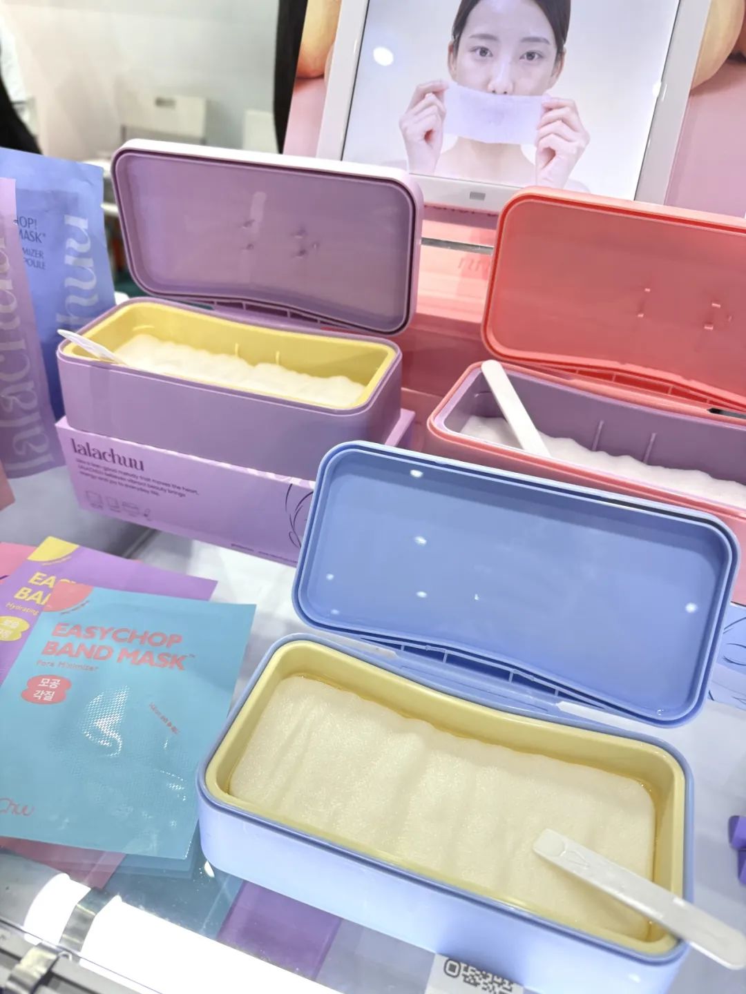 本土草本、多巴胺情绪、精准护理、宠物人文......探寻东盟展海外美妆新动向 | 行业洞察