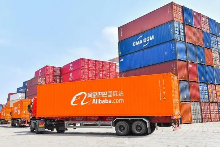 周热点:露华浓拒绝收购提议并考虑股东筹资;高露洁全效牙膏因不良反应在多国被召回;TikTok Shop在日本受挫 | 美妆风向标