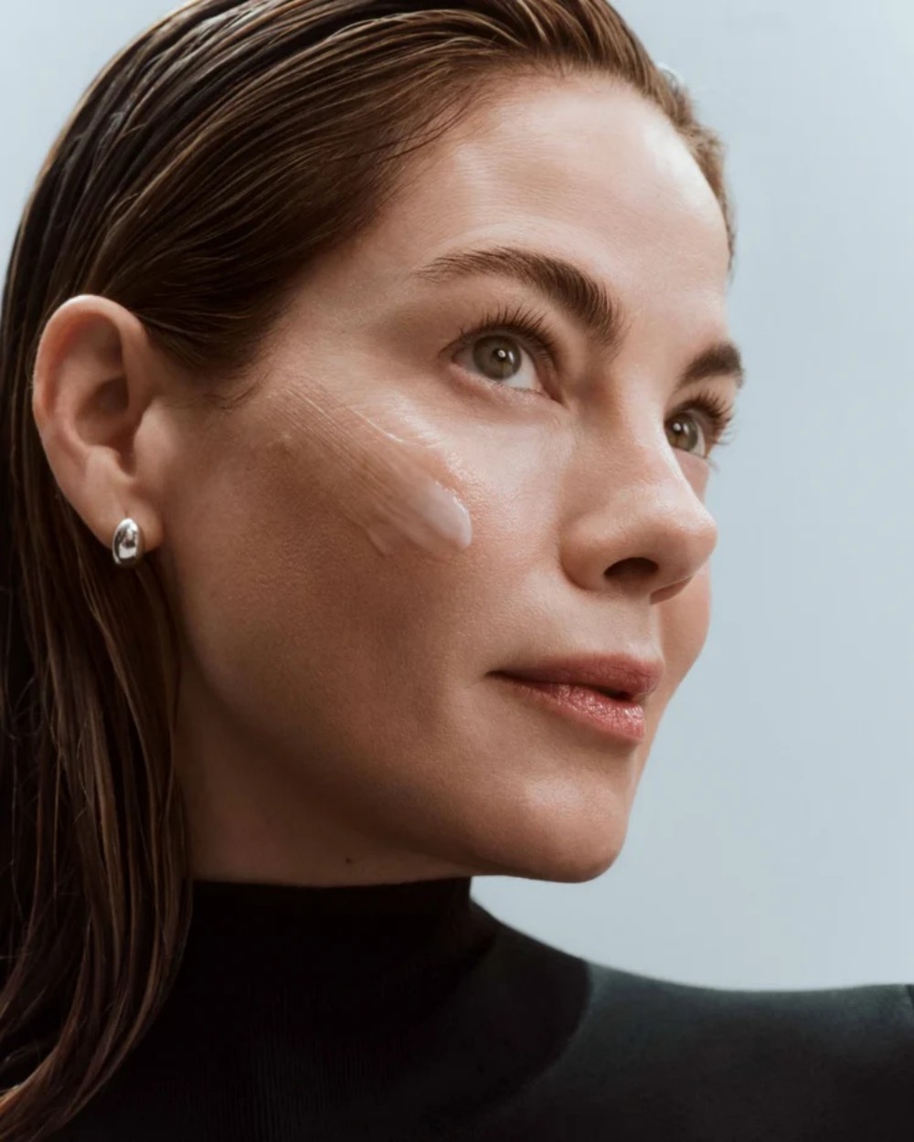 动态抗皱精华;遗珠香氛套装;鸡汤浴球;七合一精华霜… | 海外上新