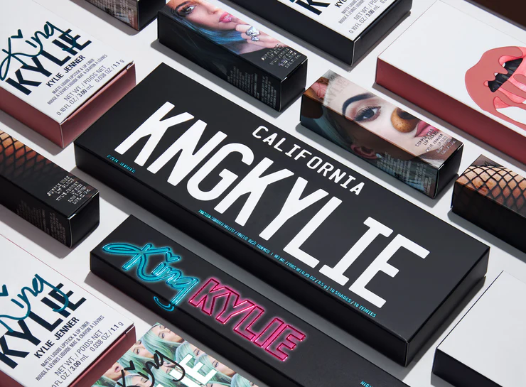 当“怀旧”成了最前卫的表达 | 营销事纪