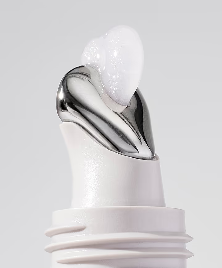 MP3腮红;李小龙膏;“死亡原因”眼影;素颜香水… | 海外上新