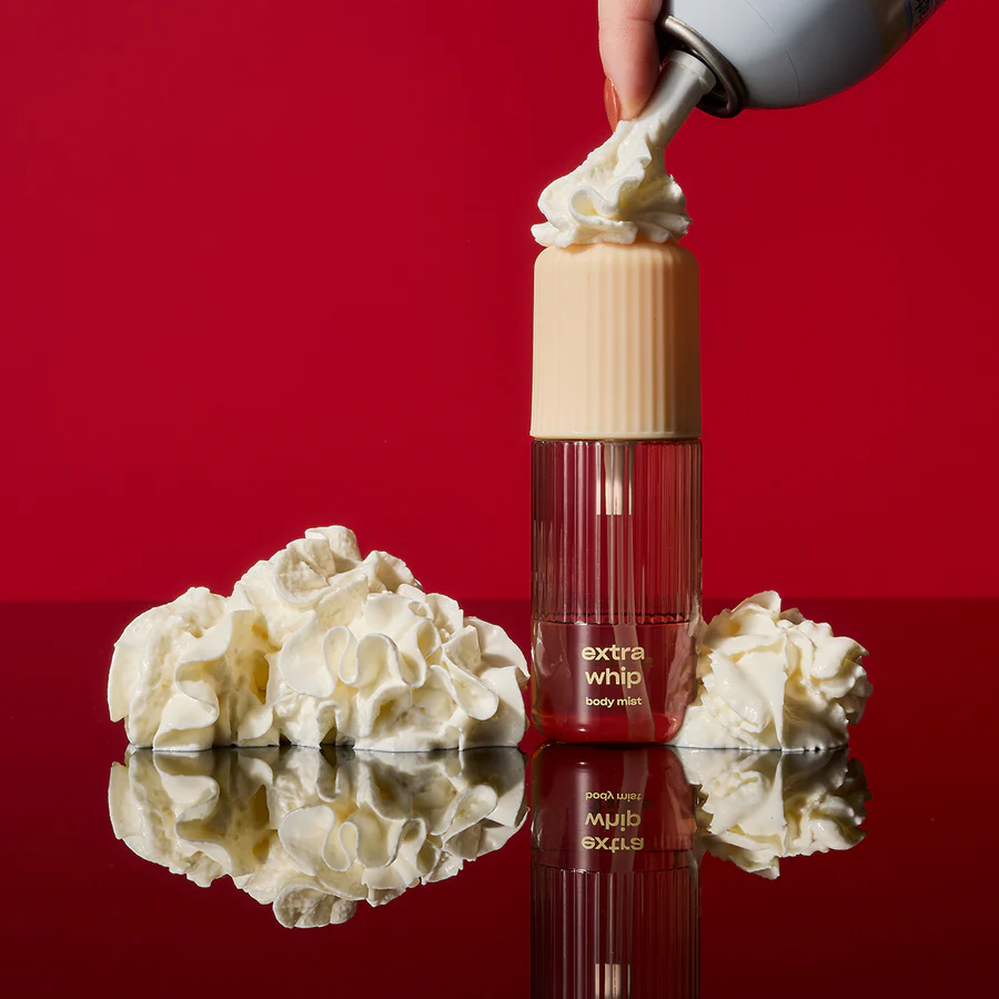 手机支架唇颊膏；死亡塔罗眼影；脏苏打香氛；皇家曲奇眼影盘… | 海外上新