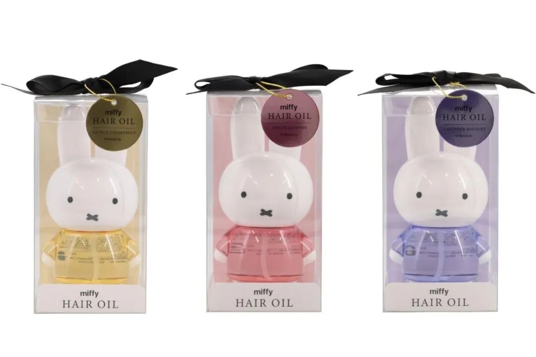 手机支架唇颊膏；死亡塔罗眼影；脏苏打香氛；皇家曲奇眼影盘… | 海外上新