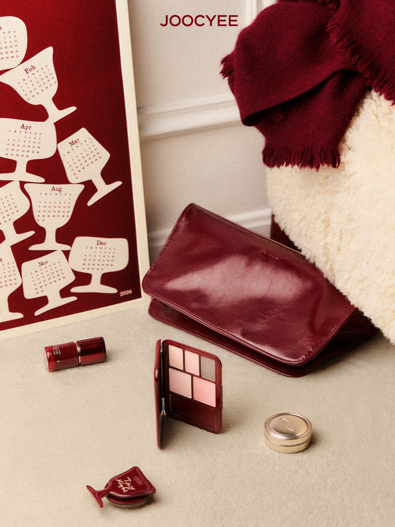 美妆圈一周新品（下）：Judydoll橘朵点金系列；YSL圣罗兰冰感气垫蜜粉；修可芙水感沁润精华粉膏... | 新品速递