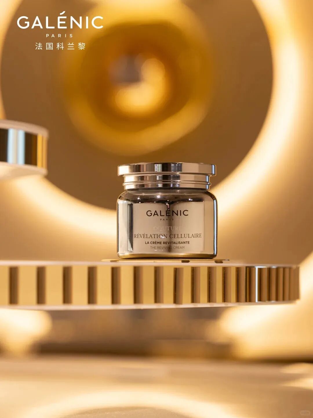 美妆圈一周新品：欧莱雅水灵灵粉底液&星钻散粉；植村秀水晶洁颜油；敷尔佳凤凰油... | 新品速递