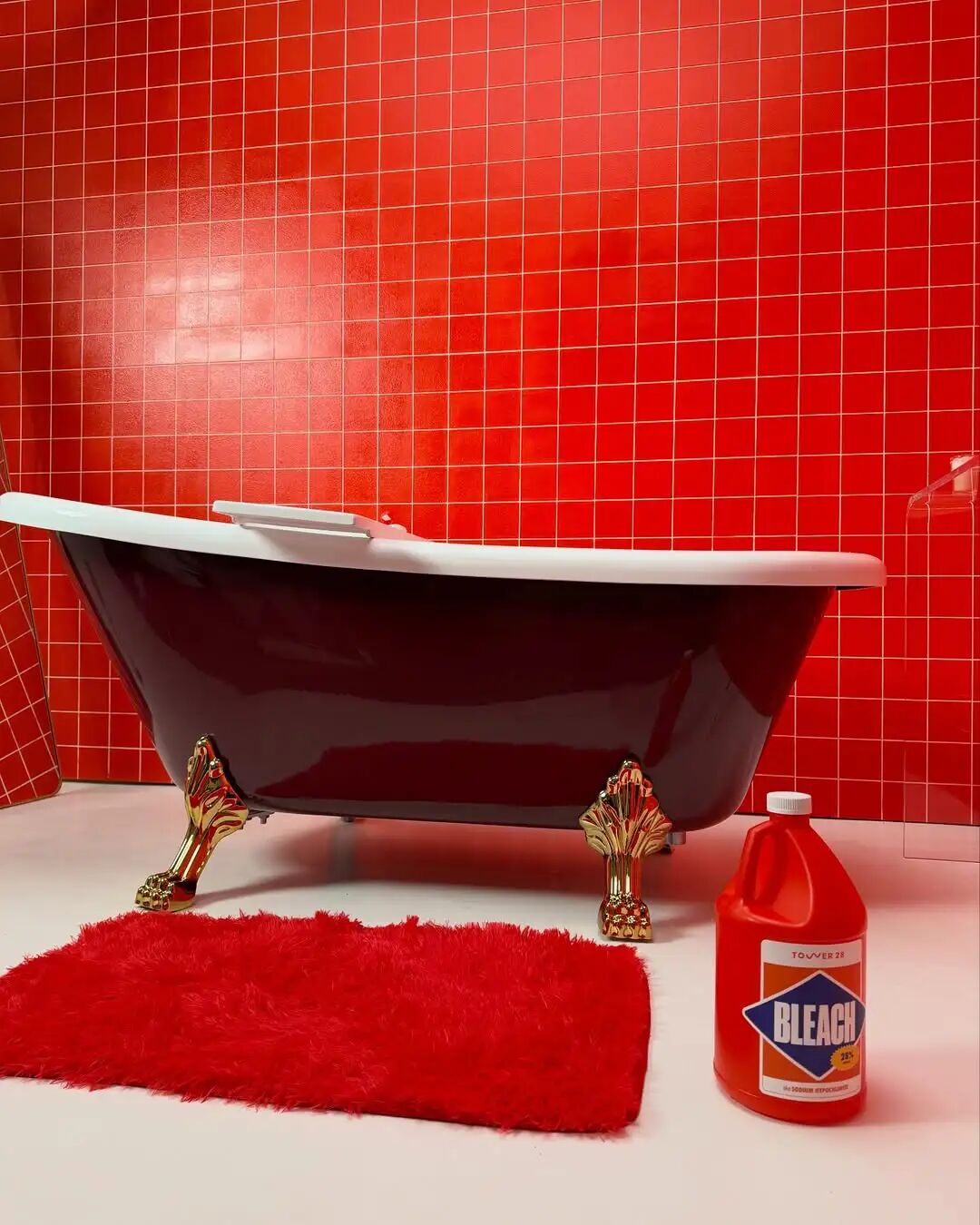 蓝铜胜肽贴片；哭哭香水；漂白浴套装；身体精华水… | 海外上新