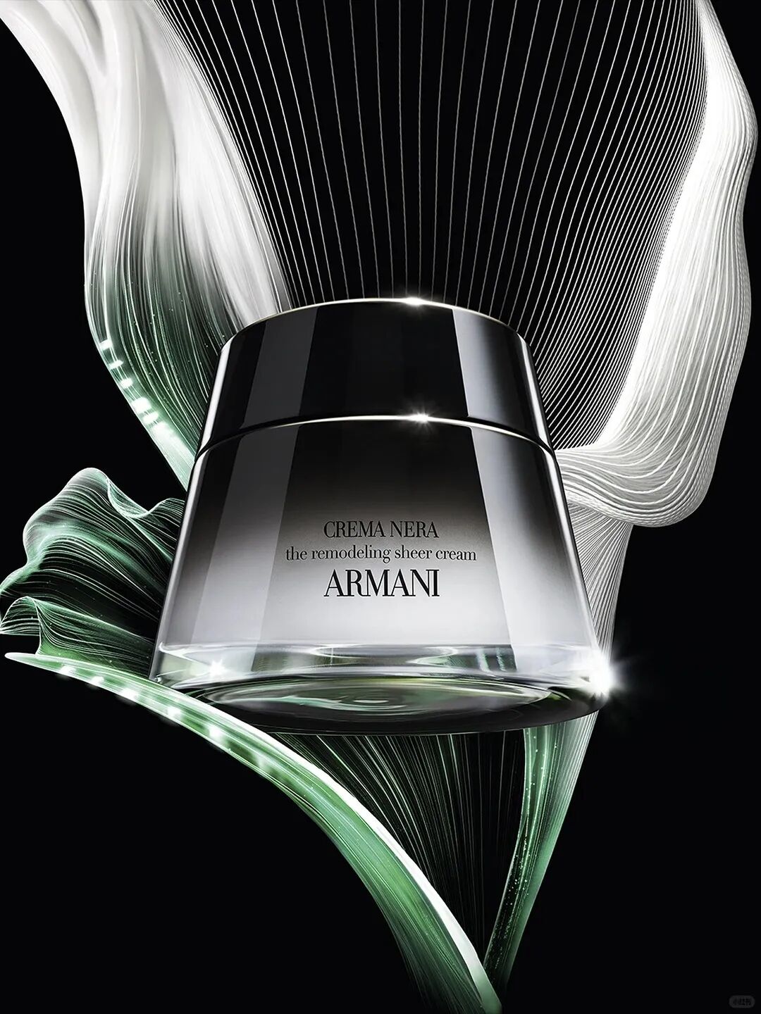 美妆圈一周新品（下）：雅诗兰黛智妍胶原建模精华；珀莱雅男士钛银系列；阿玛尼「白钥匙」面霜... | 新品速递