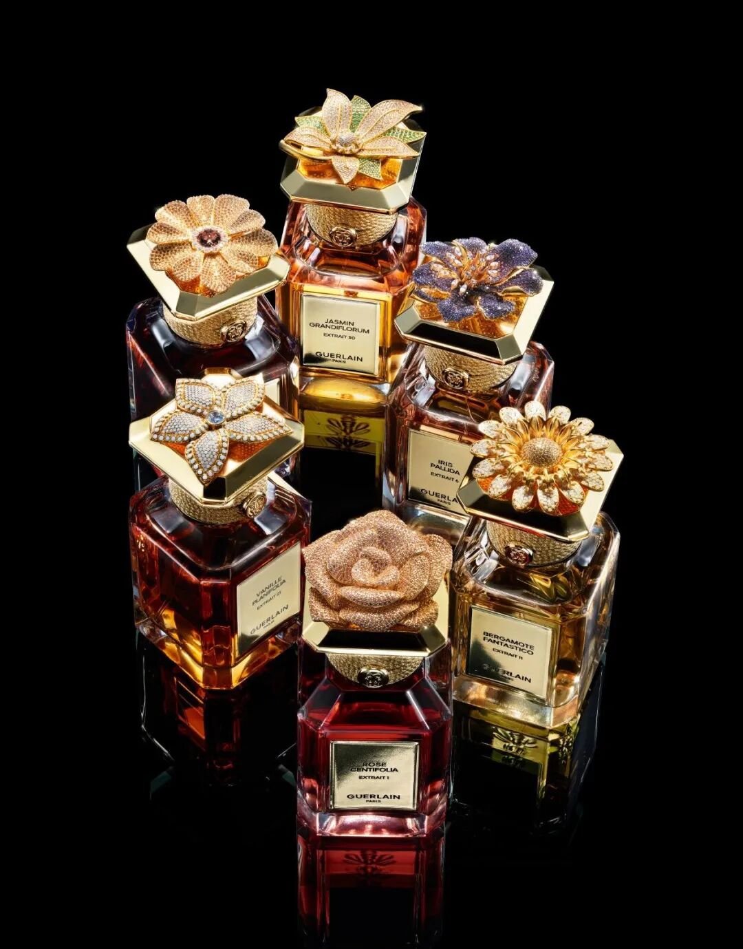 美妆圈一周新品（下）：雅诗兰黛智妍胶原建模精华；珀莱雅男士钛银系列；阿玛尼「白钥匙」面霜... | 新品速递