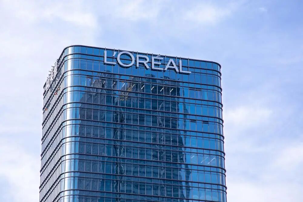 一周热点：欧舒丹或将赴美IPO；亚马逊即将启动第二轮裁员；中免近28亿元收购DFS大中华区业务... | 美妆风向标