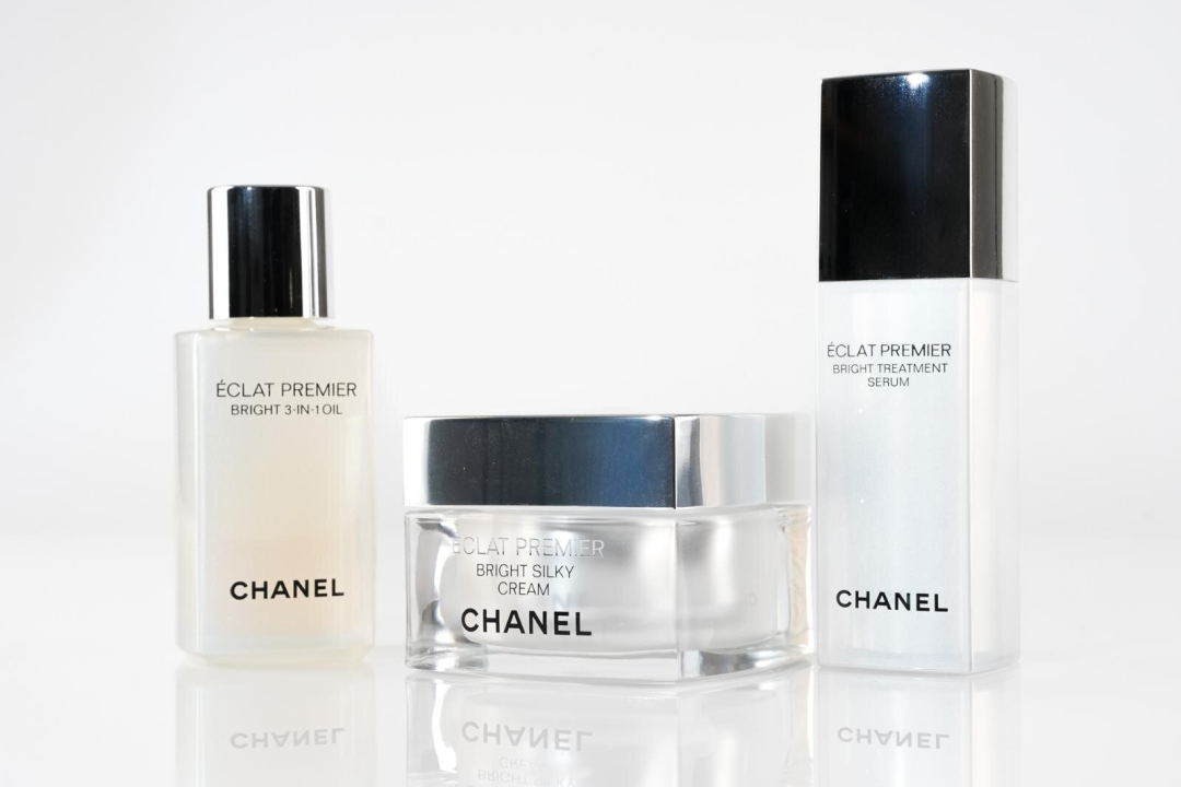 一周新品（下）：自然堂轻纱防晒；Murad「超升A醇」精华；优时颜微笑面霜；皮宝B5水光保湿系列... | 新品速递