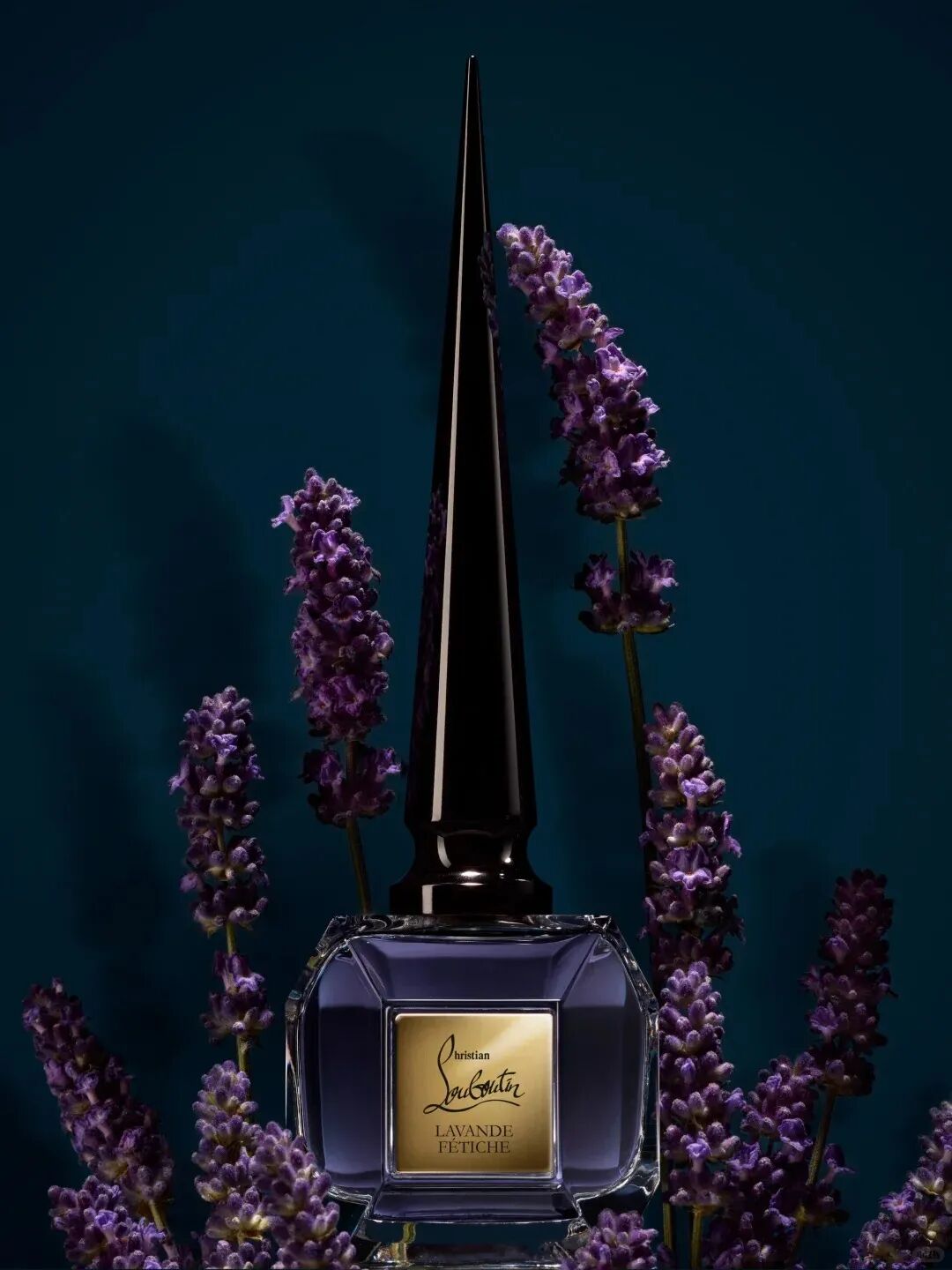 一周新品（上）：PASSIONAL LOVER恋火柔润缎光多用膏；3CE小硬糖唇釉；酵色蛋肌腮红液；Dior迪奥真我浓情香精... | 新品速递